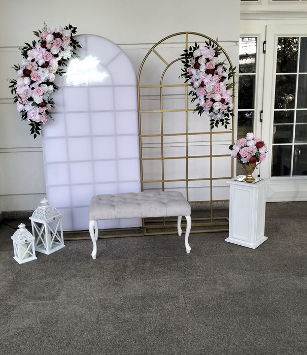 Arcade, aranjamente, decor tradiții, manechini și litere luminoase