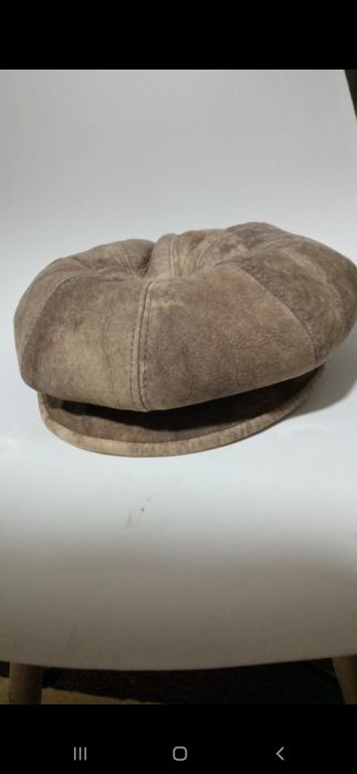 Продается теплая шапка