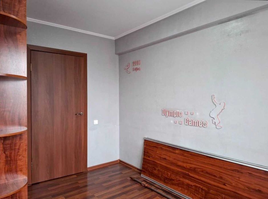 В продаже 2-комнатная на Бурова.