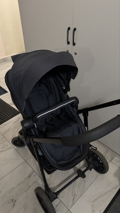 Продам коляску трансформер