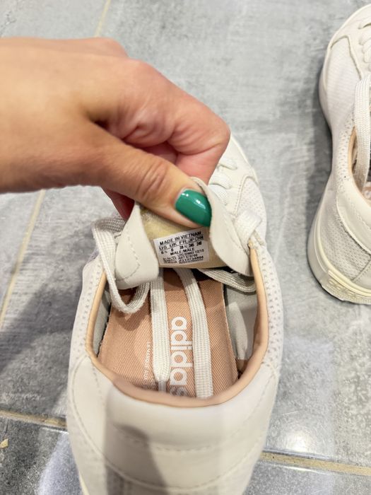 Маратонки Adidas - 39 1/2