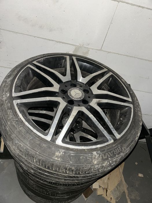 Schimb cu cauciucuri. Offroad