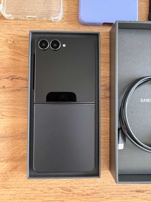 Samsung Galaxy Z Flip 7 256GB