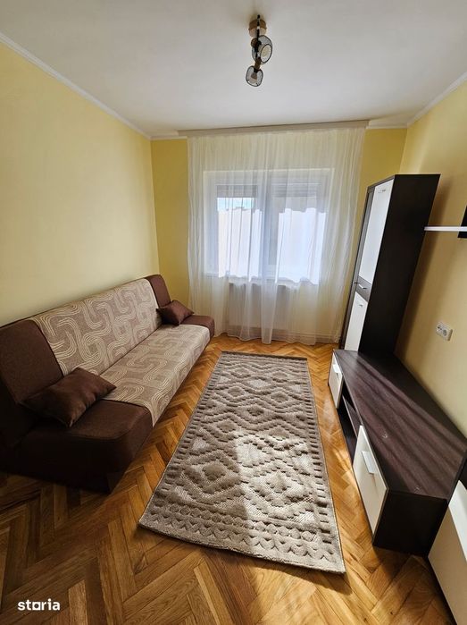 Apartament 3 camere, Micro 16, utilat complet