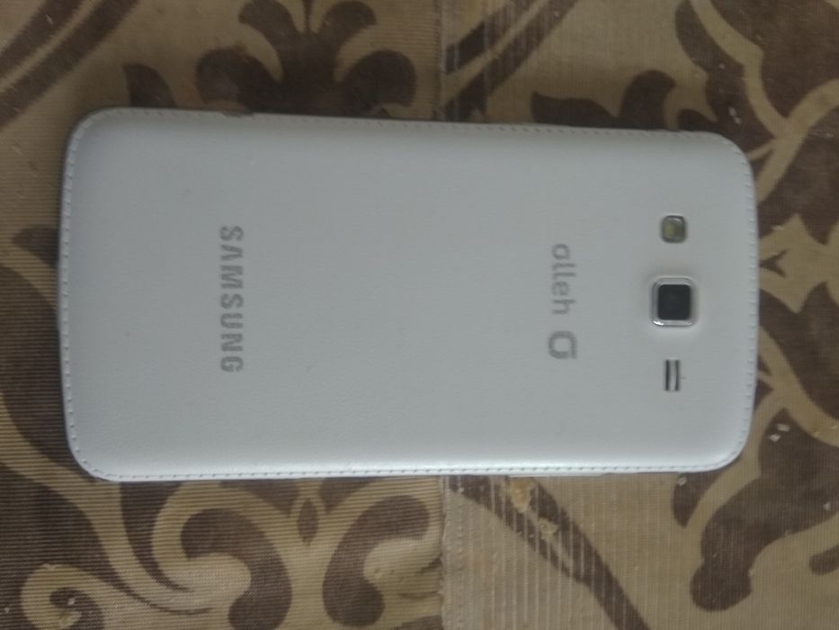 SamsungGrand2 srochna sotiladi