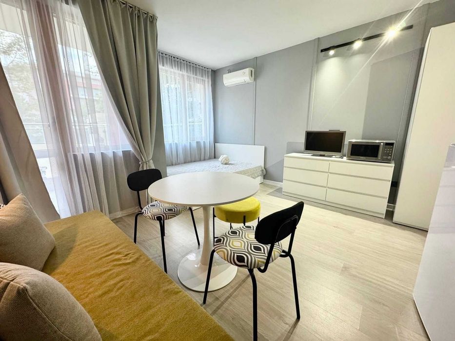 Ново студио апартамент с ремонт в Несебър от собственика