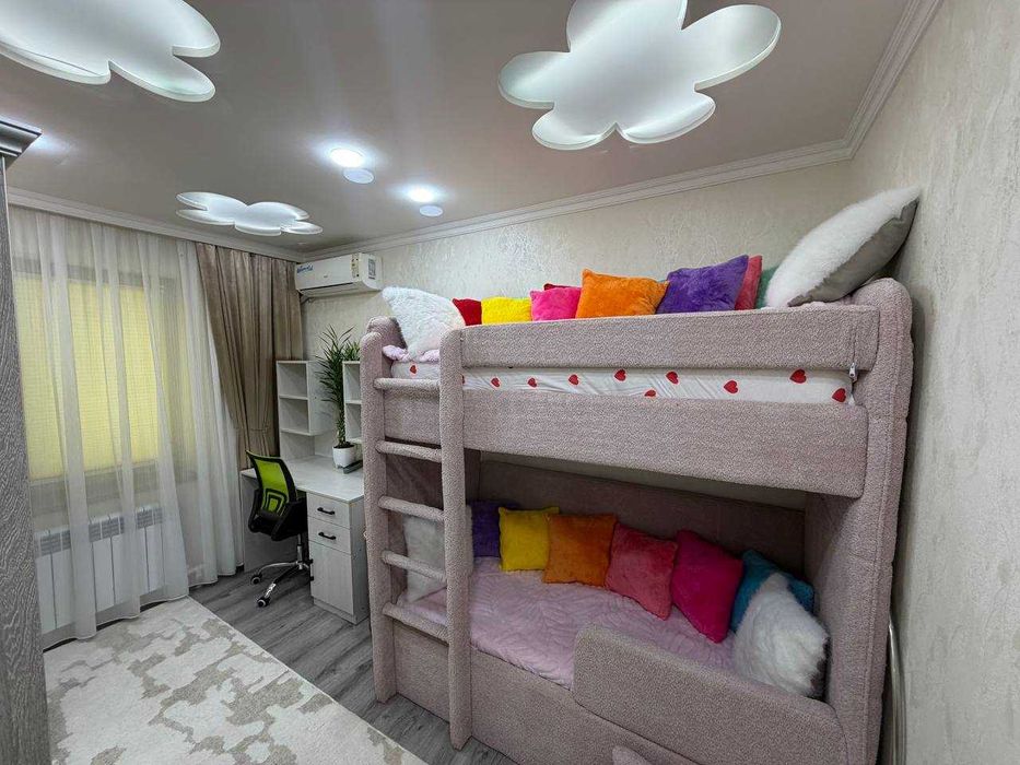 Продаётся 3х комн квартира на 3 этаже Ор-р 5 микрорайон Жомий