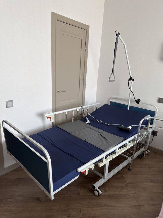 Медицинская кровать