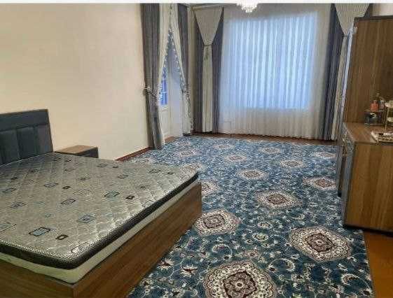 10 хонали 4 сотокдан иборат ховли сотилади