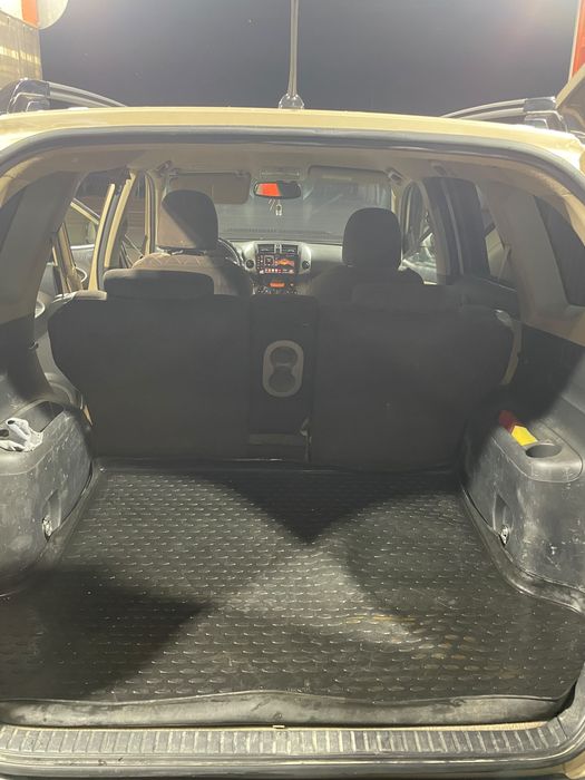 Продам RAV4 в отличном состяний