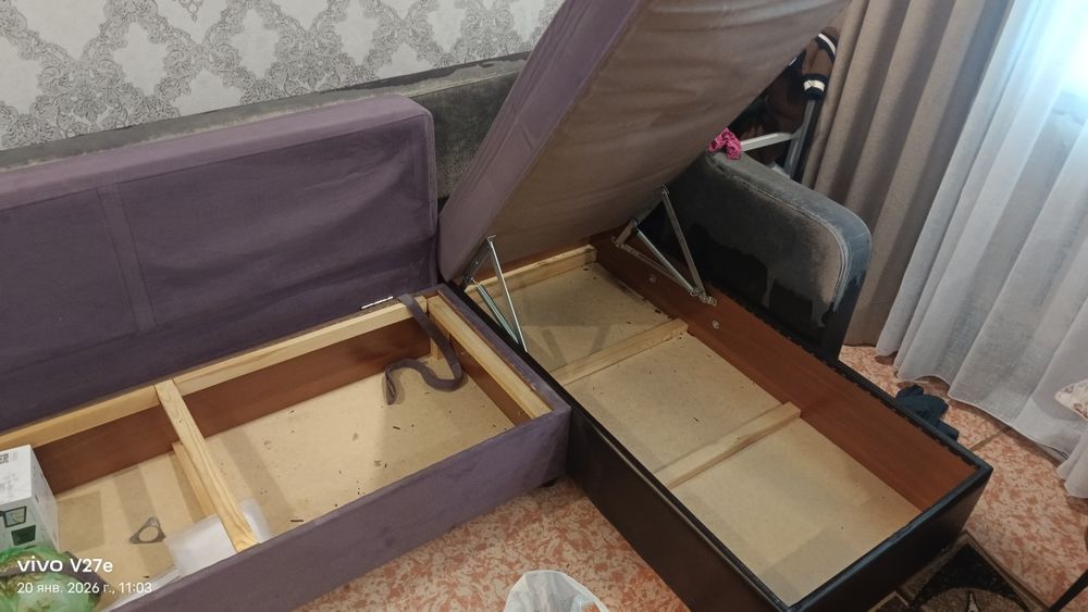 Продаю старый диван