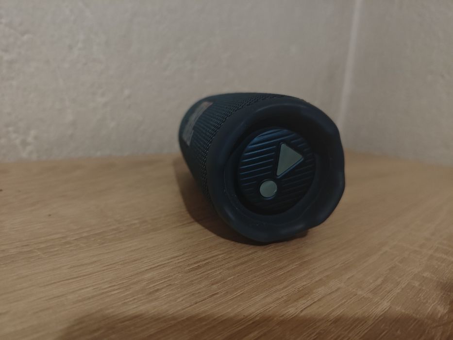 Jbl flip 7 като нова