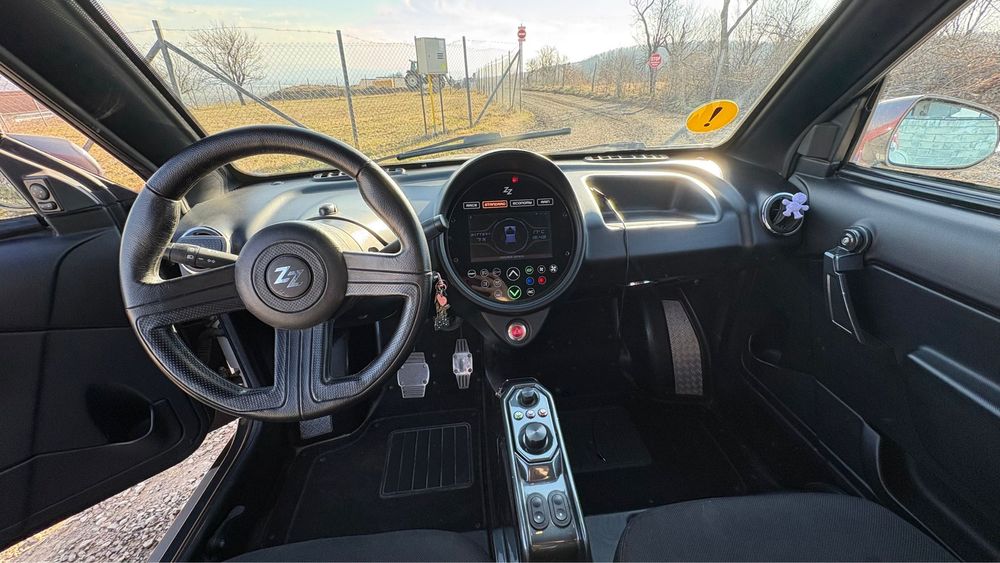 Vand Masina Tazzari Electric