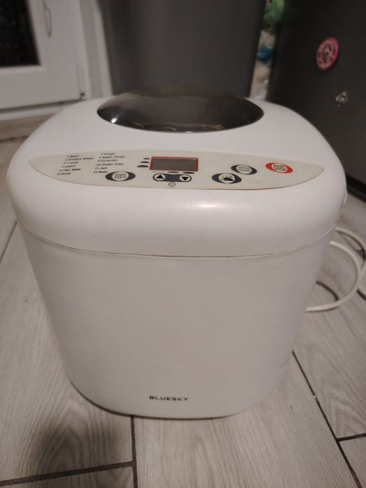 Mașină de pâine Bluesky Bread Maker – 12 programe, stare bună