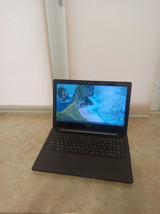 Ноутбук Core i3-4030U | 12GB | 240GB SSD