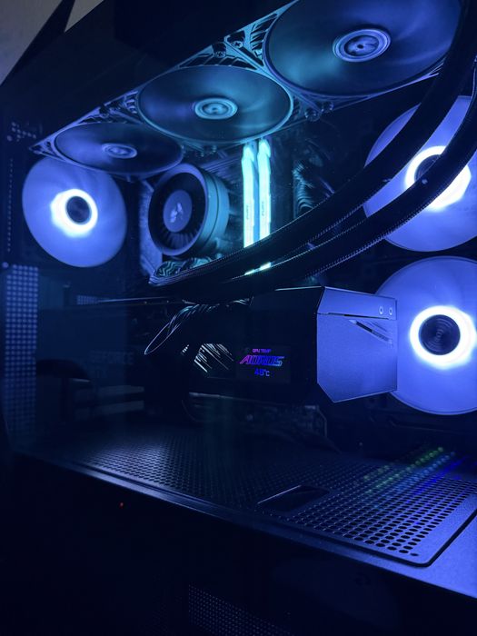 Setup Gaming High-End  PC i7-14700K | RTX 3080 Aorus | 32Ram ddr5 | Monitor MSI 250Hz