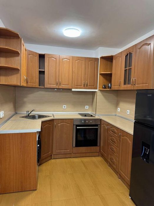 Дава се под наем Двустаен апартамент в София, Лозенец - 46 кв.м за 597.21 € - Снимка #2