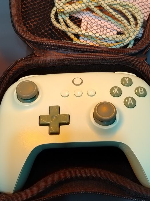 Джойстик / геймпад 8bitdo Ultimate C