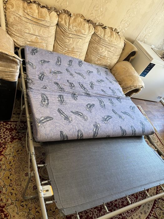 Продам диван и 2 кресла