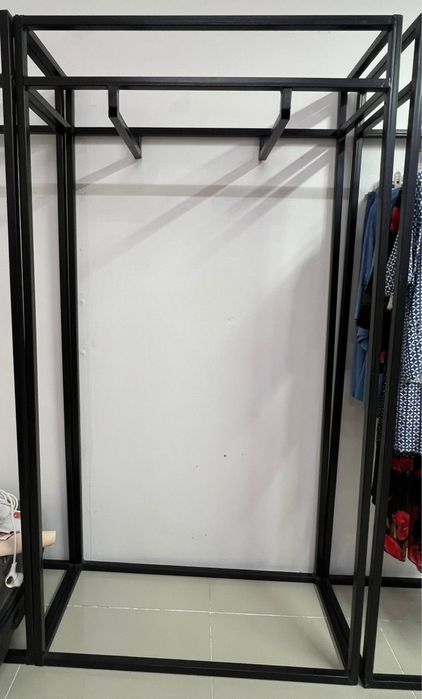 Продам Рейлы-вешалки