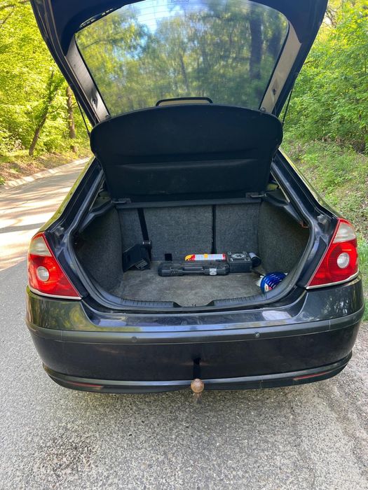 De vânzare 2 autoturisme marca Ford , la super preț.