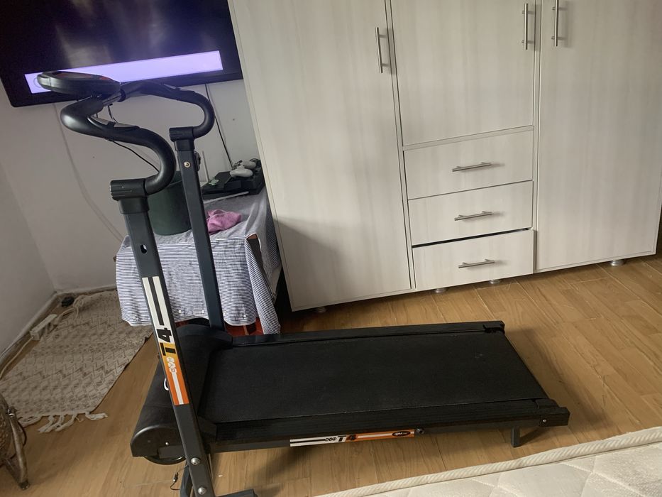 Vand banda  de alergat  mecanica