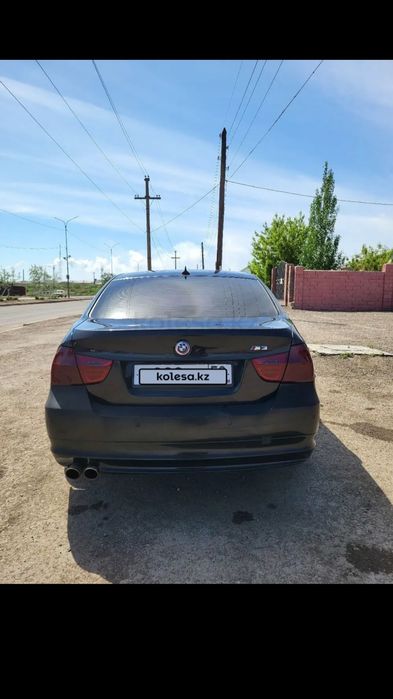 Продам BMW 320 .