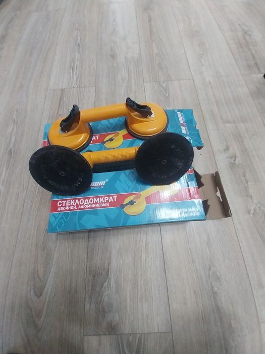 Продам стеклодомкрат