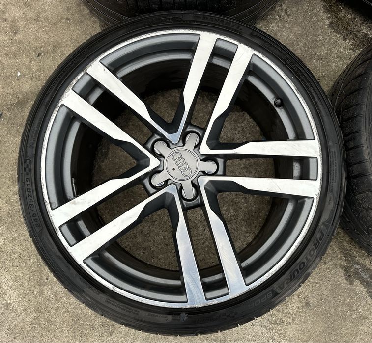 Jante / Roti Audi TT, TTS 8S : 245 35 19, 8S0601025F, ET 52, 9J