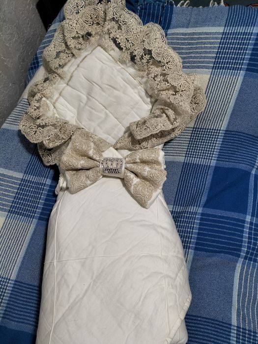 Продам одеяло на выписку