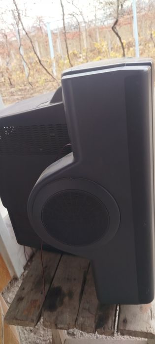 Телевизор SONY  84 экран яхши курсатади