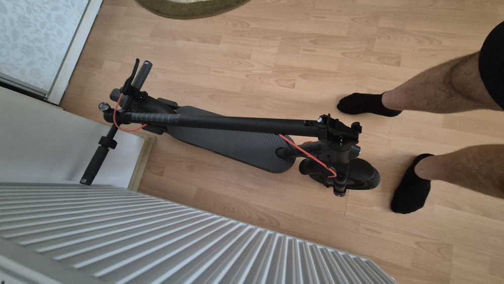 vand Trotinetă electrică Xiaomi Scooter Elite – 1.599 lei