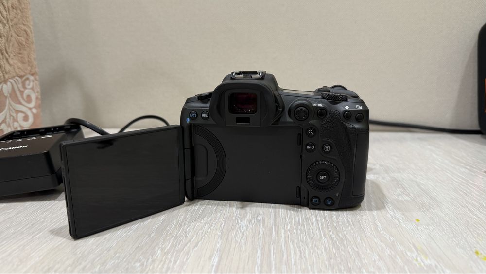 Canon eos r5 body