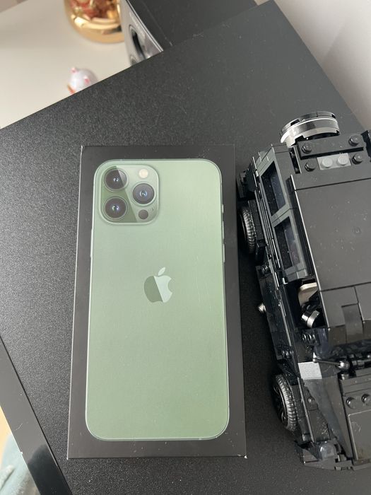IPhone 13 Pro Max, зеленый цвет! Память 128 ГБ.
