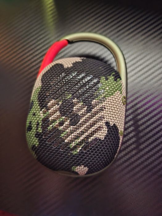 Vand boxa JBL clip 4!