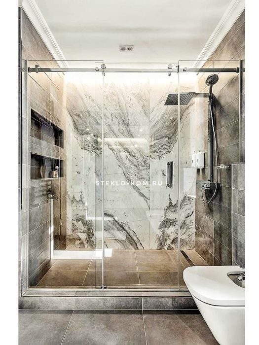 Душевой кабина и  стеклянные душ