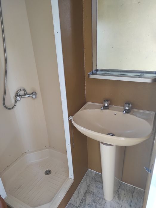 МОБИЛНА КЪЩА / Стационарна каравана