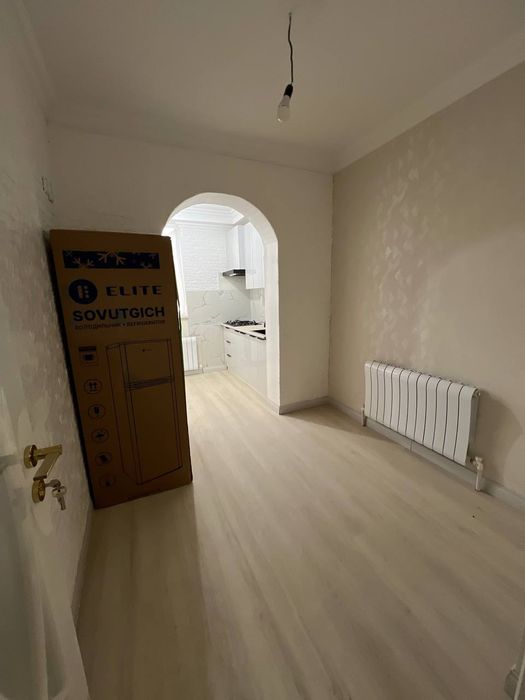 3/2/4 сотилади 71 м²