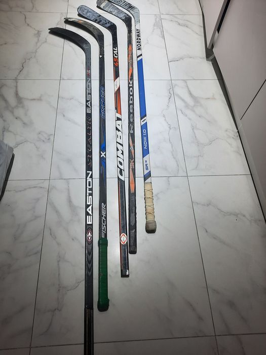Продам  хоккейные клюшки