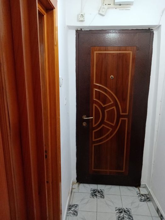 Închiriez apartament 2 camere