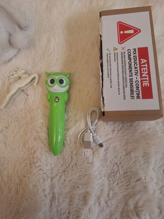 Creion interactiv Minibooks, nou în cutie