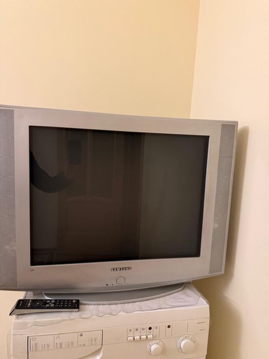 Продам телевизор самсунг
