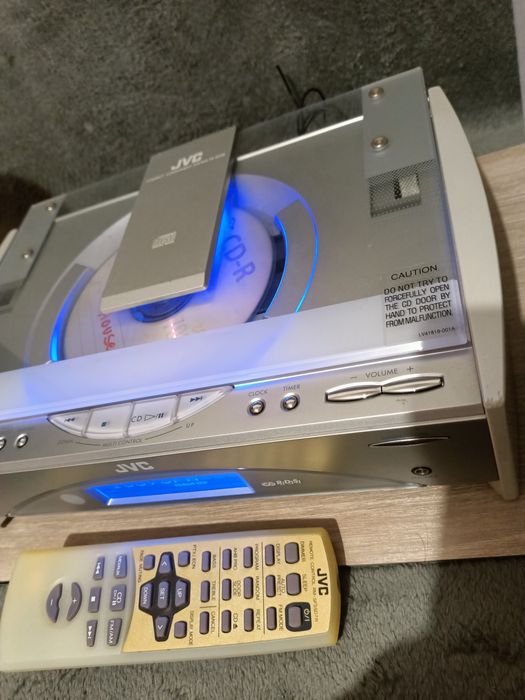 Minisistem audio JVC