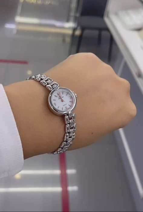 Новые женские часы из металла серебро 925 пробы, родированый серебро