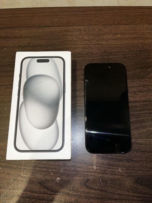 Продам Iphone 15