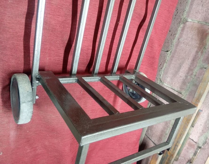 Тележки продаются.