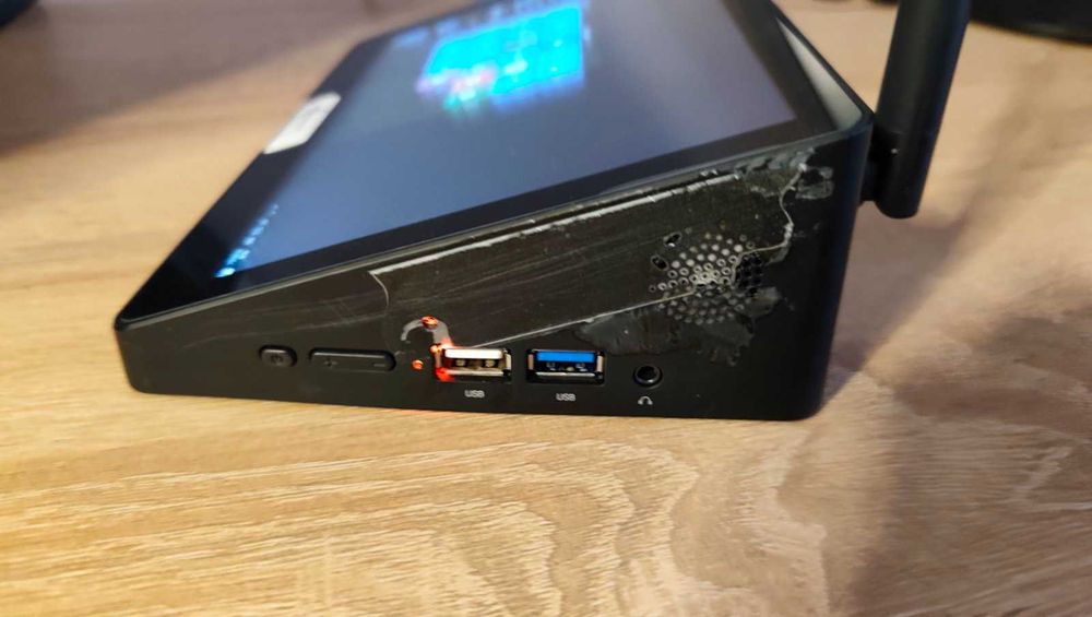 Мини компютър Pipo