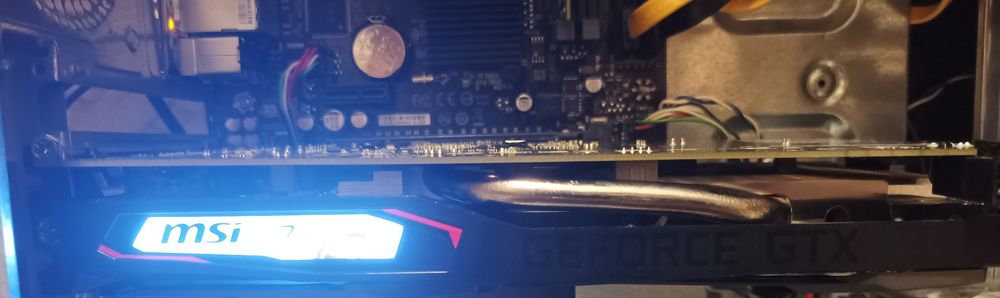 Продам GTX 1650 Msi gaming x
