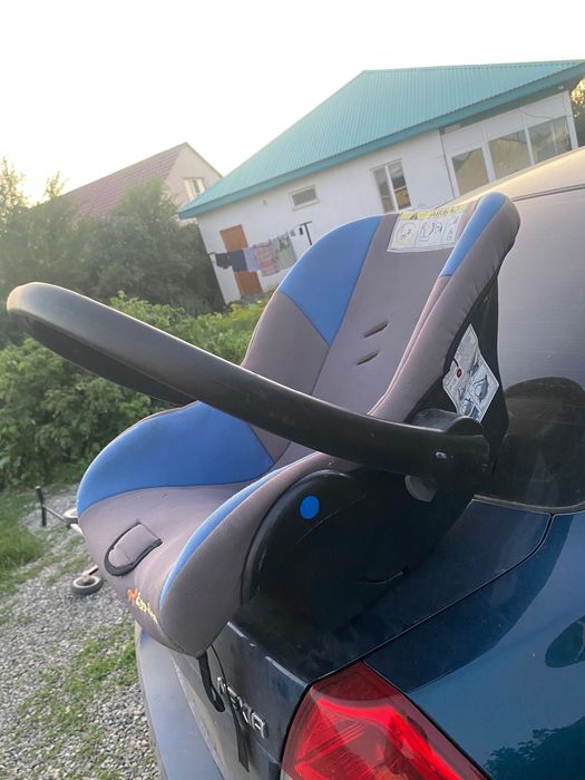 Продам детское кресло (люлька)