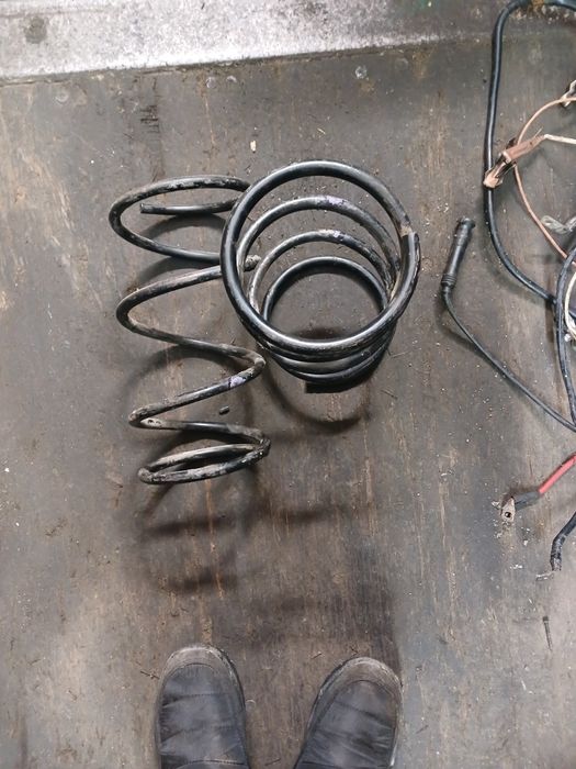 Задние пружины Субару Импреза 2WD